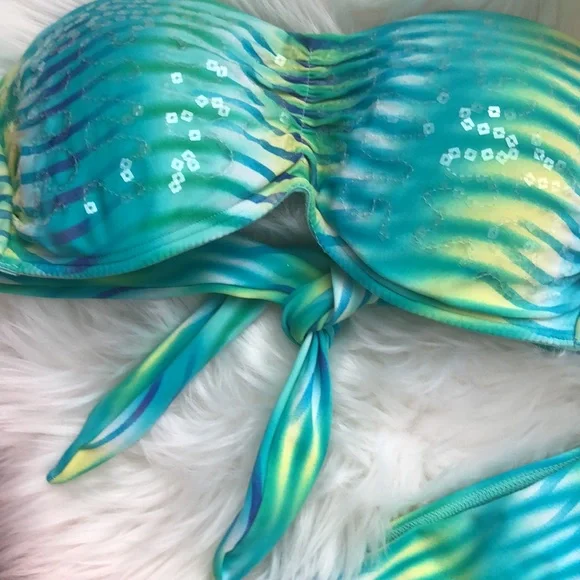 La Vie En Rose Aqua bikini size medium - Picture 2 of 4